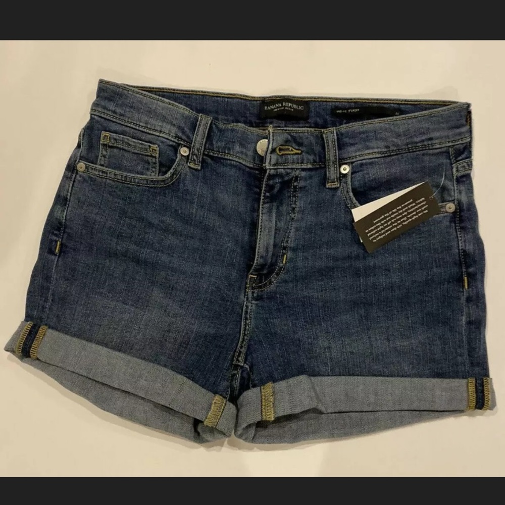Banana Republic women’s shorts